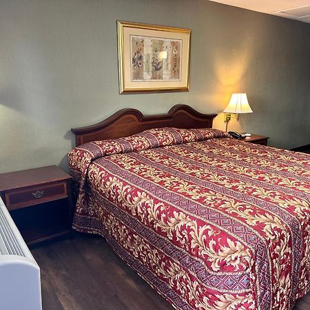 Westgate Manor Motel Austintown & Youngstown Ohio Bagian luar foto