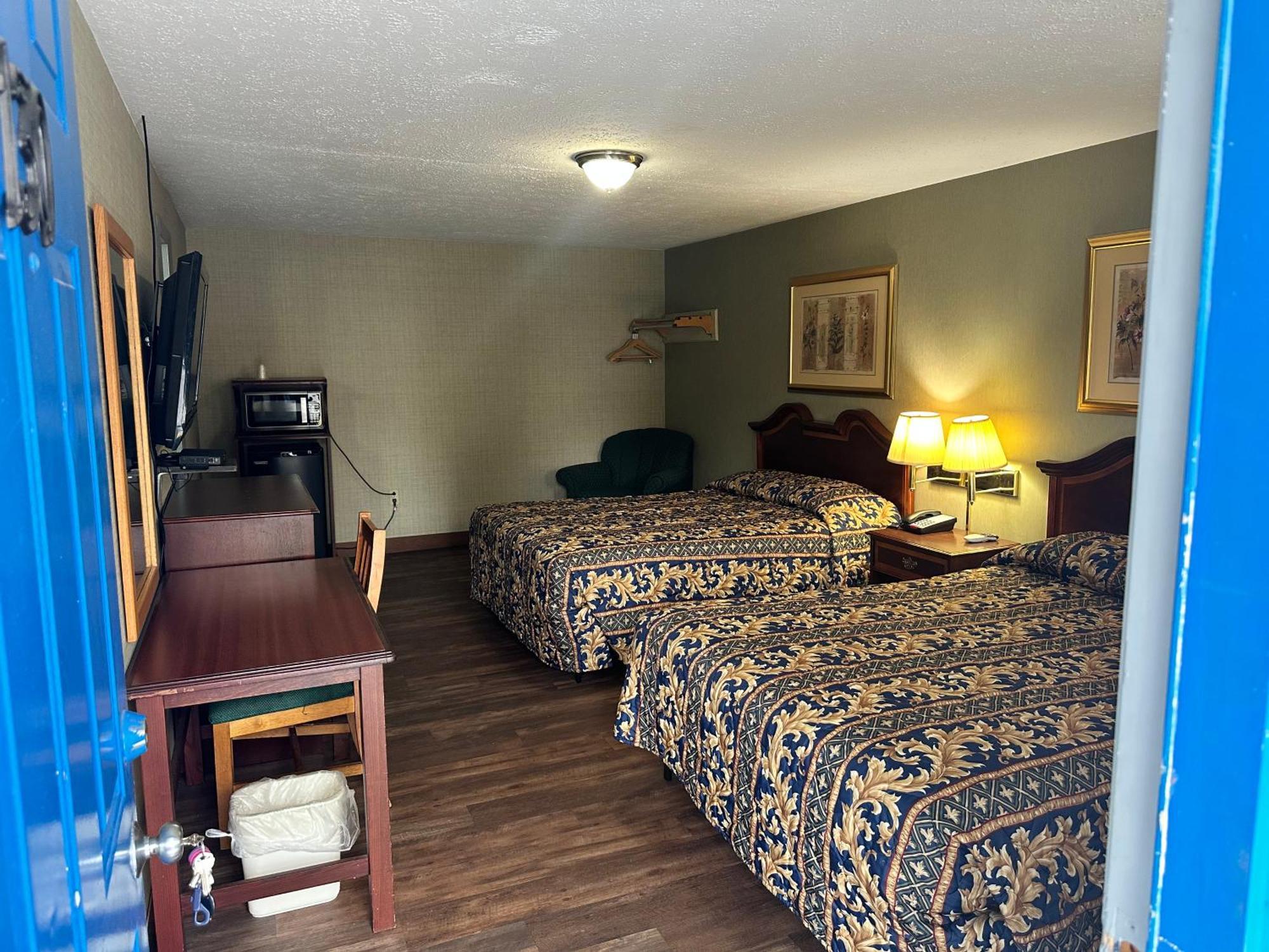 Westgate Manor Motel Austintown & Youngstown Ohio Bagian luar foto