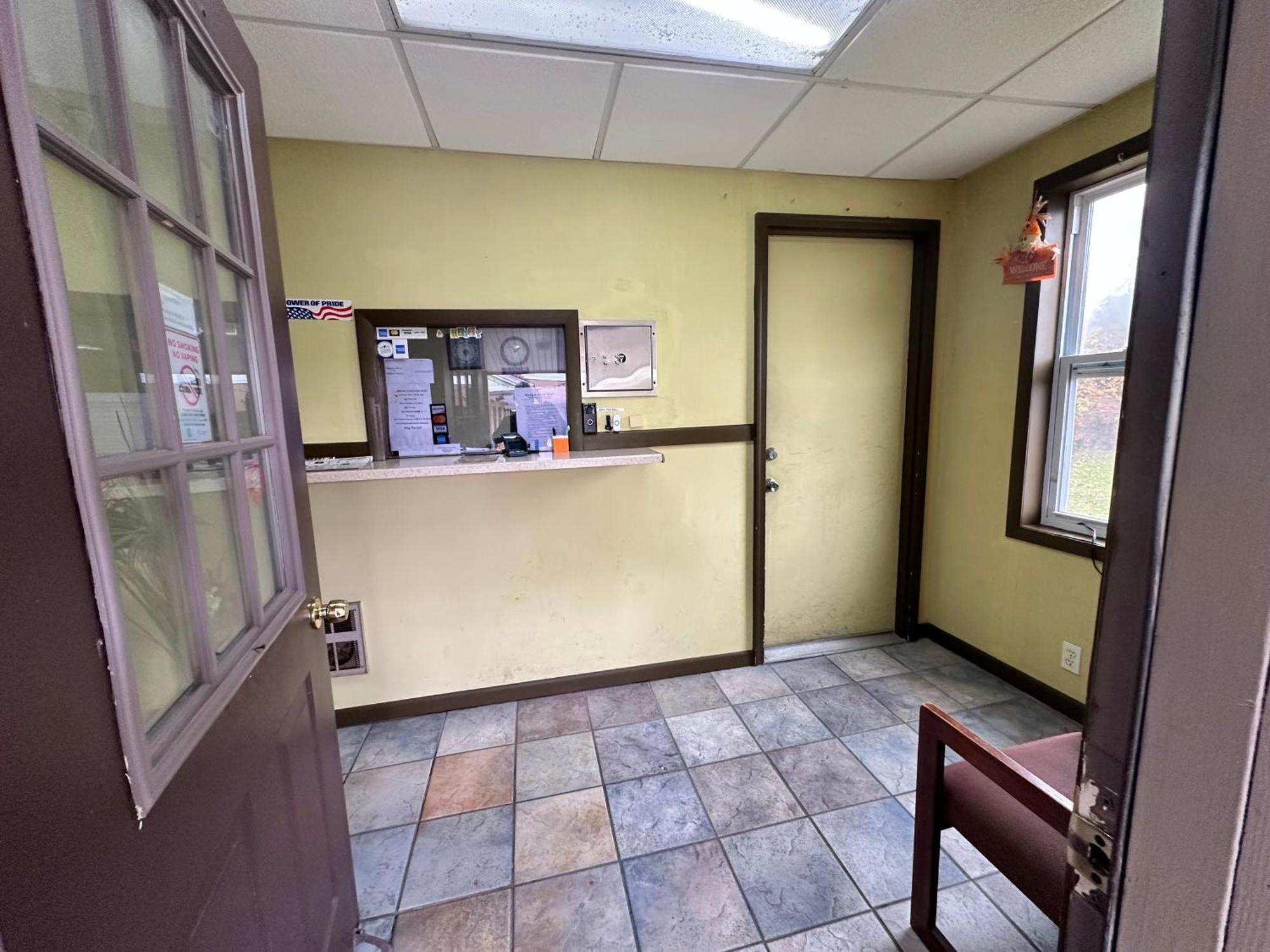 Westgate Manor Motel Austintown & Youngstown Ohio Bagian luar foto
